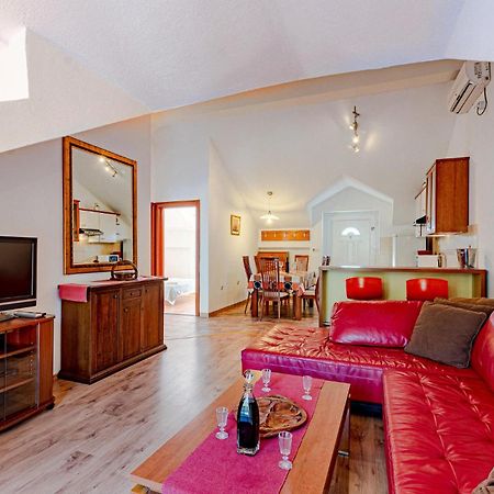 2 Bedroom Beautiful Apartment In Ston Exterior foto