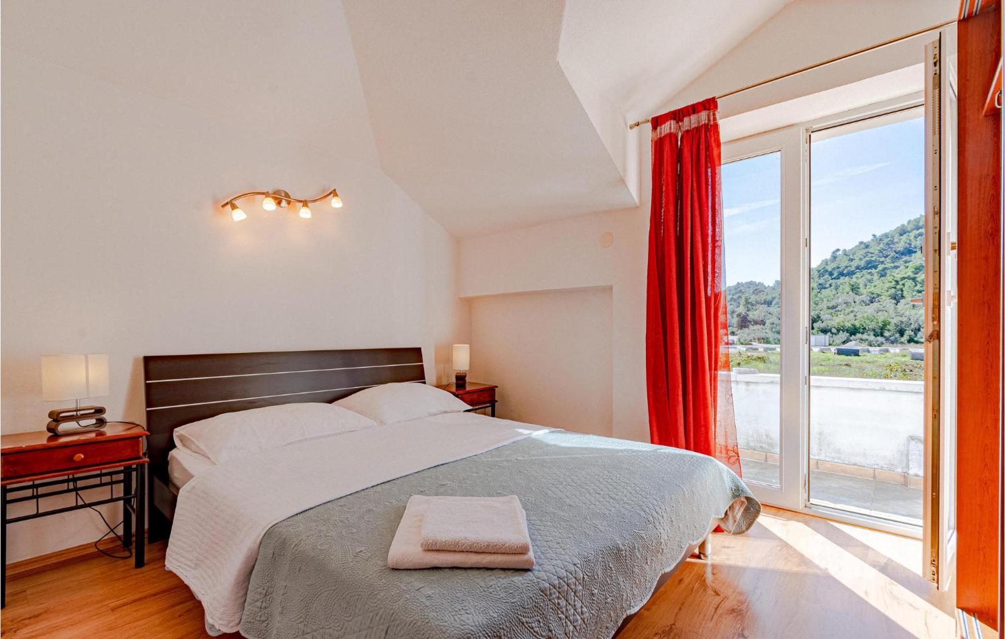 2 Bedroom Beautiful Apartment In Ston Exterior foto